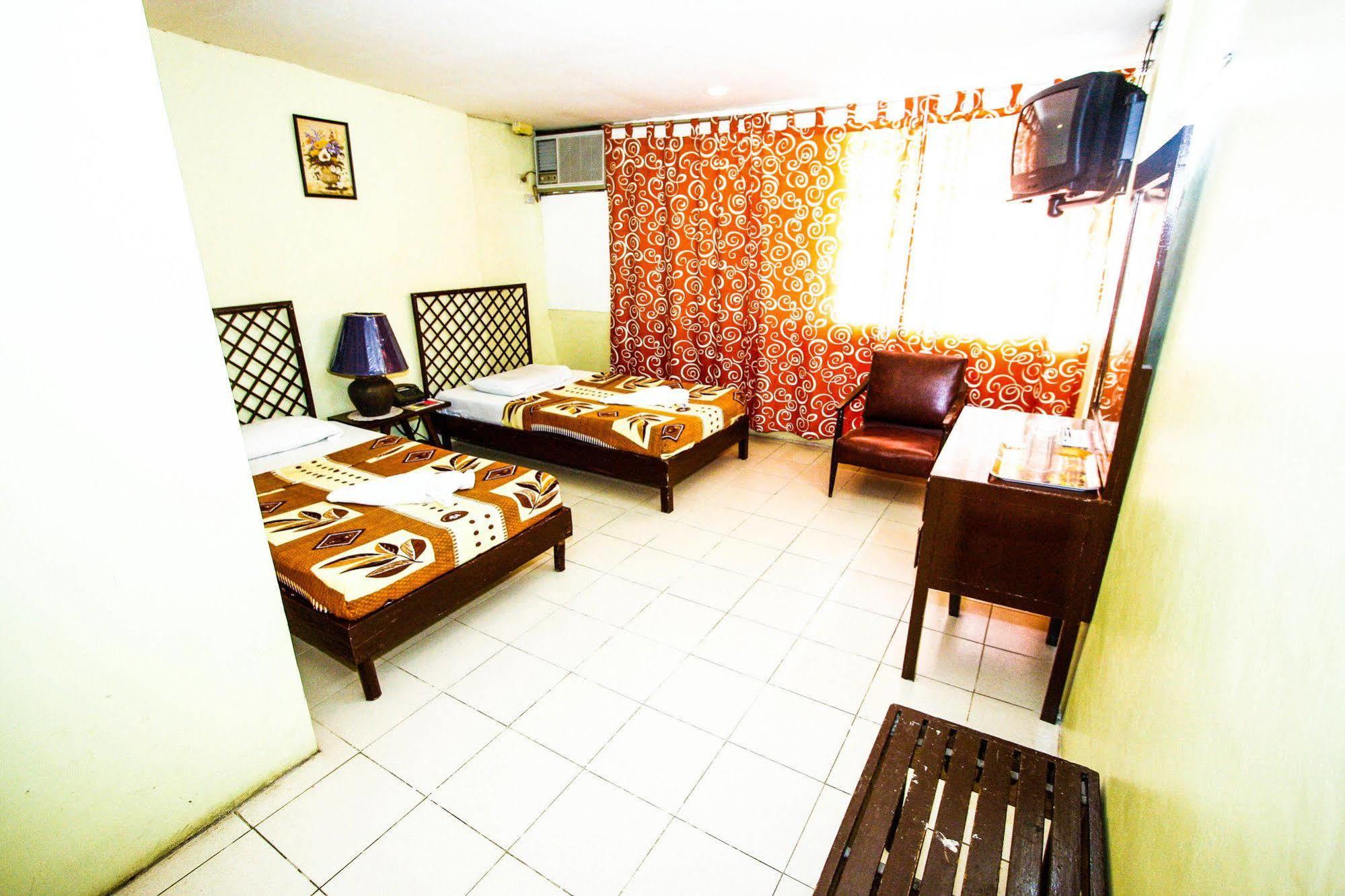 Bohol La Roca Hotel Totolan Extérieur photo